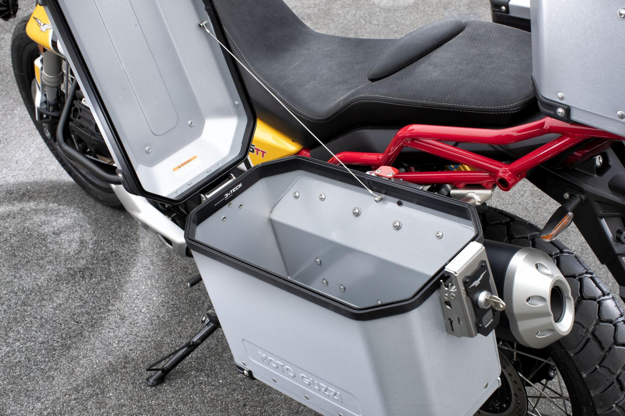 Original aluminum luggage set Moto Guzzi V85 TT