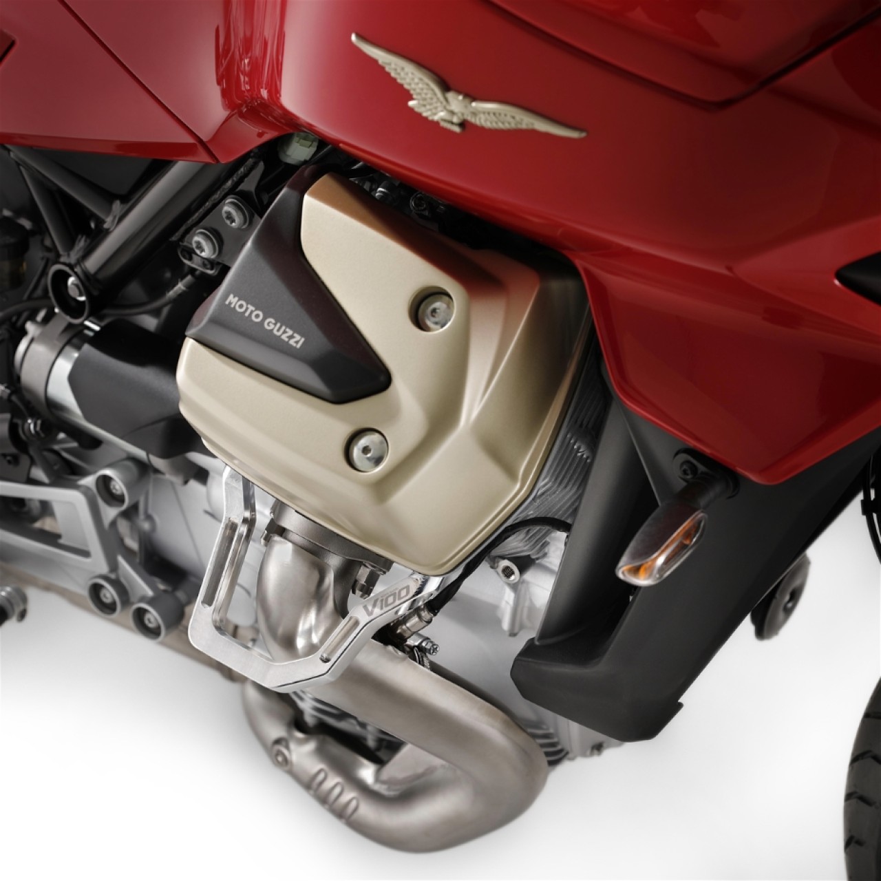 Aluminum cylinder head protection for Moto Guzzi V100 Mandello / Stelvio